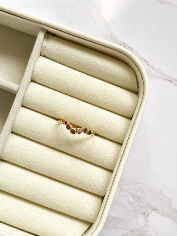 Anel V ccolorido ouro 18k