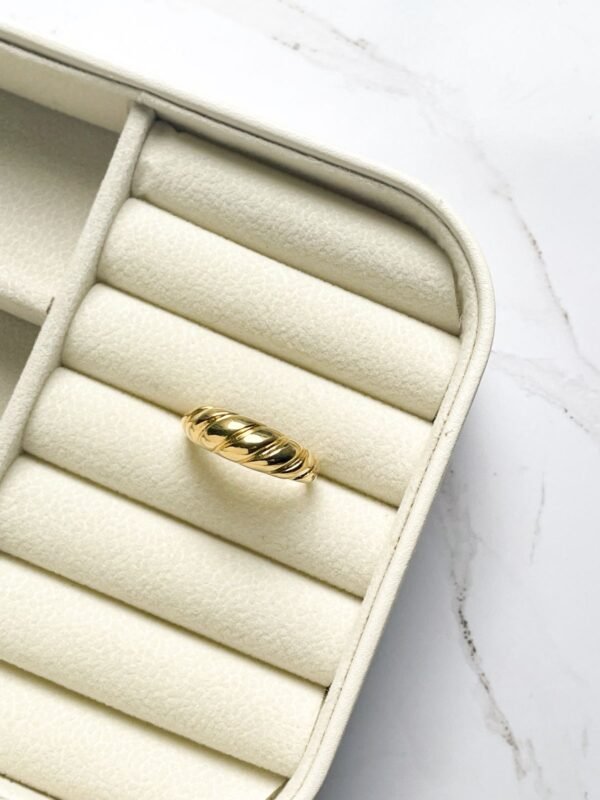 Anel croissant ouro 18k