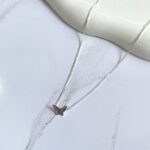 Gargantilha borboleta origami