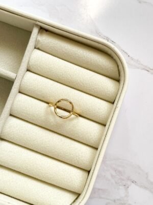 Anel minimalista ouro 18k