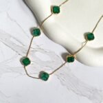 Choker trevo verde ouro 18k