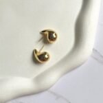 Brinco gota ouro 18k M