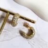Argola luxo cristais ouro 18k