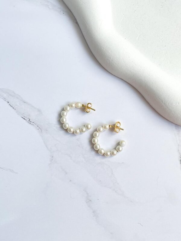Argola pérola ouro 18k