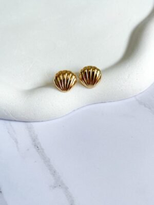 Brinco concha ouro 18k
