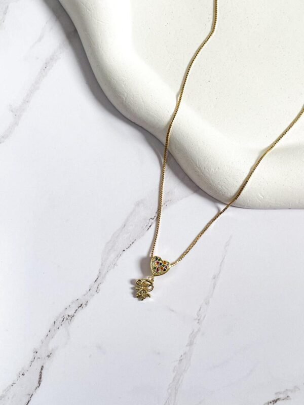 Colar menino coração cravejado colorido ouro 18k