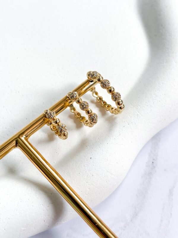 Trio argolas bolinhas cravejadas ouro 18k