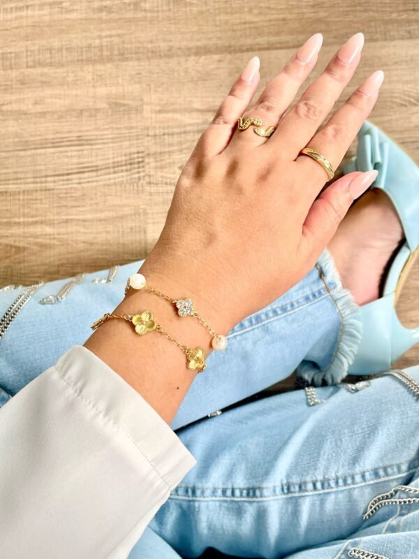 Pulseira trevos e pérolas ouro 18k
