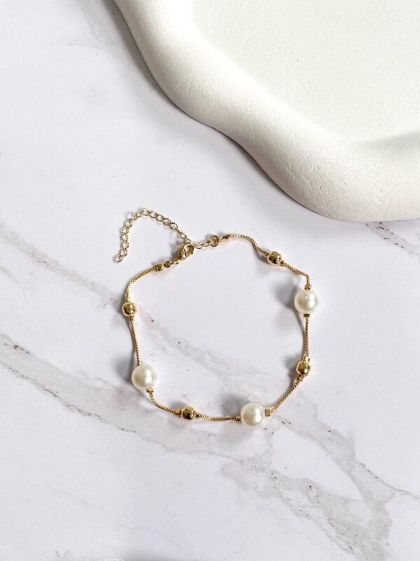 Pulseira pérolas e esferas ouro 18k