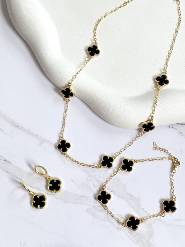 Pulseira trevos pretos ouro 18k - Imagem 2