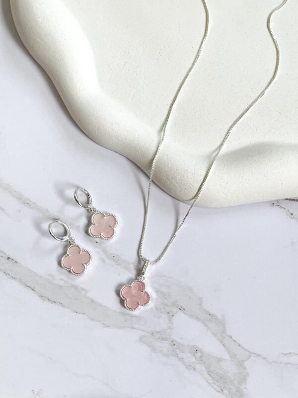 Conjunto trevo candy rosa