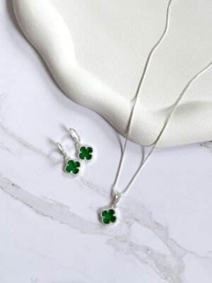 Conjunto trevo verde