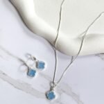 Conjunto trevo azul