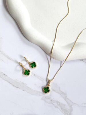 Conjunto trevo verde ouro 18k