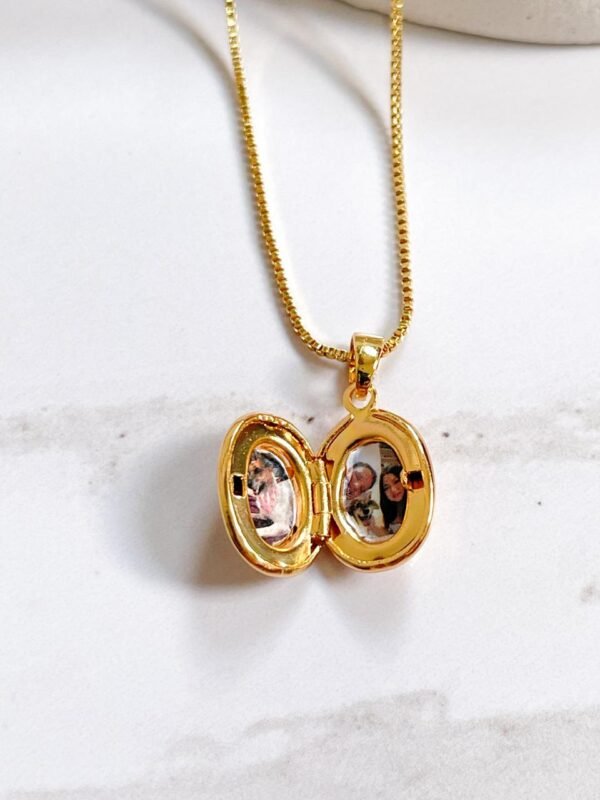 Colar relicário oval ouro 18k - Imagem 2