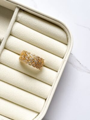 Anel cravejado luxo ouro 18k