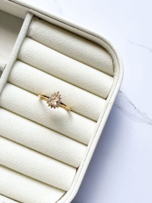 Anel princesa champanhe ouro 18k